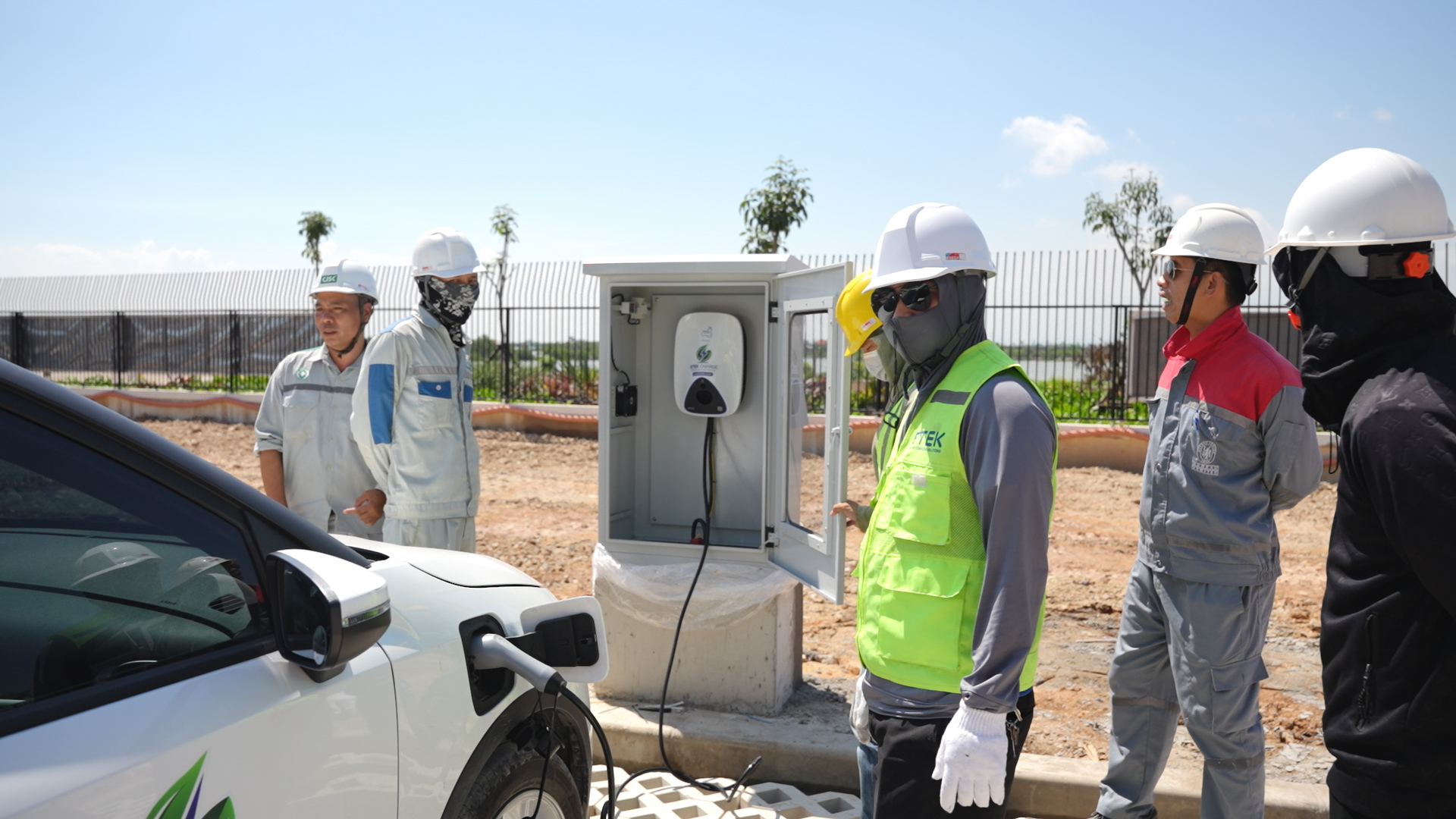 trạm sạc pin xe điện etek charge